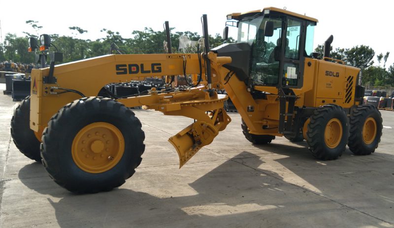 máy san gạtg9138f-3