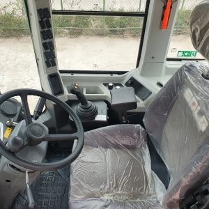 máy xúc lật l935h-10