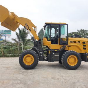 máy xúc lật l935h-7